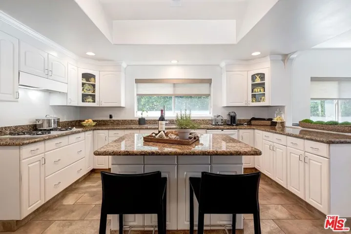 453 N Alfred Street, Los Angeles, California 90048