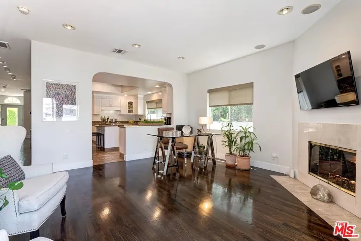 453 N Alfred Street, Los Angeles, California 90048