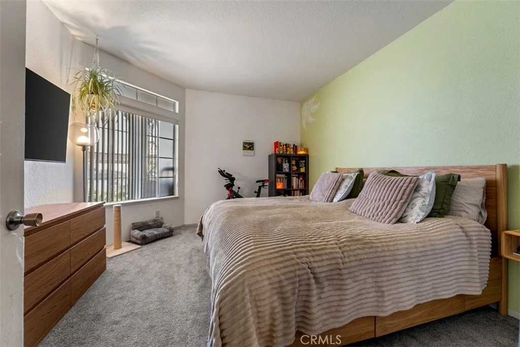 Large bedroom