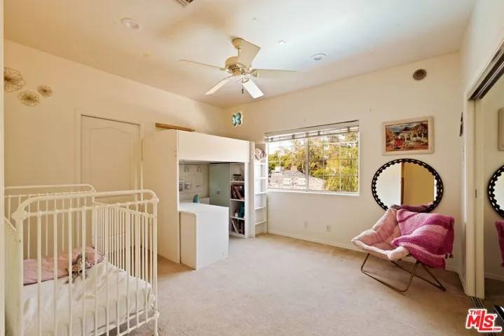 5150 Bellaire Avenue, Valley Village, California 91607