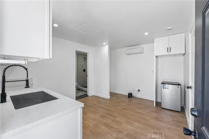 45040 Redwood Avenue, Lancaster, California 93534