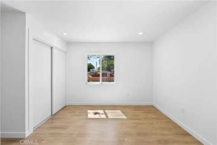 45040 Redwood Avenue, Lancaster, California 93534