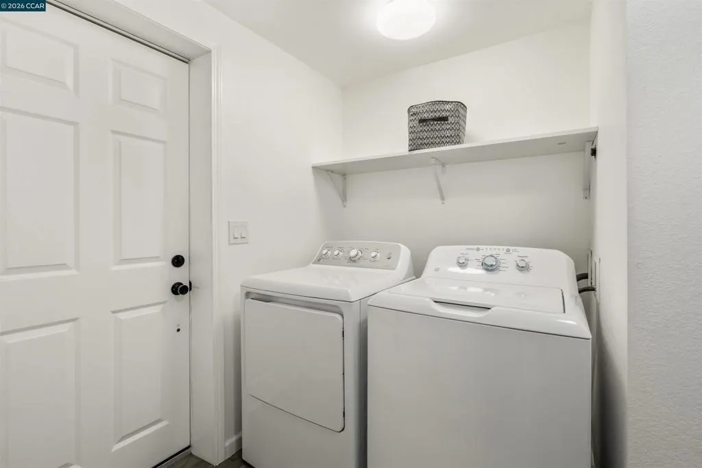 Washer & Dryer in unit