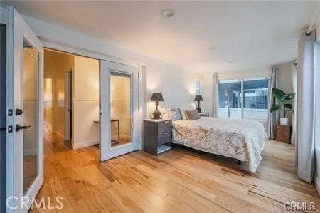 Huge Master Bedroom with separate entrance and can be separated as private unit