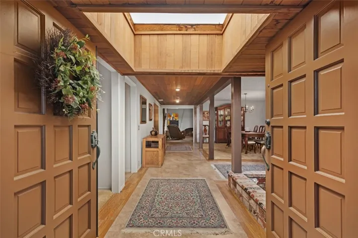 Double door entry