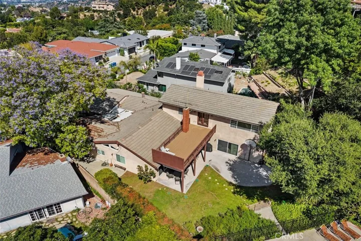 3369 Alginet Drive, Encino, California 91436