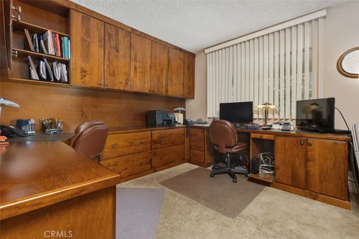 Office/4th bedroom