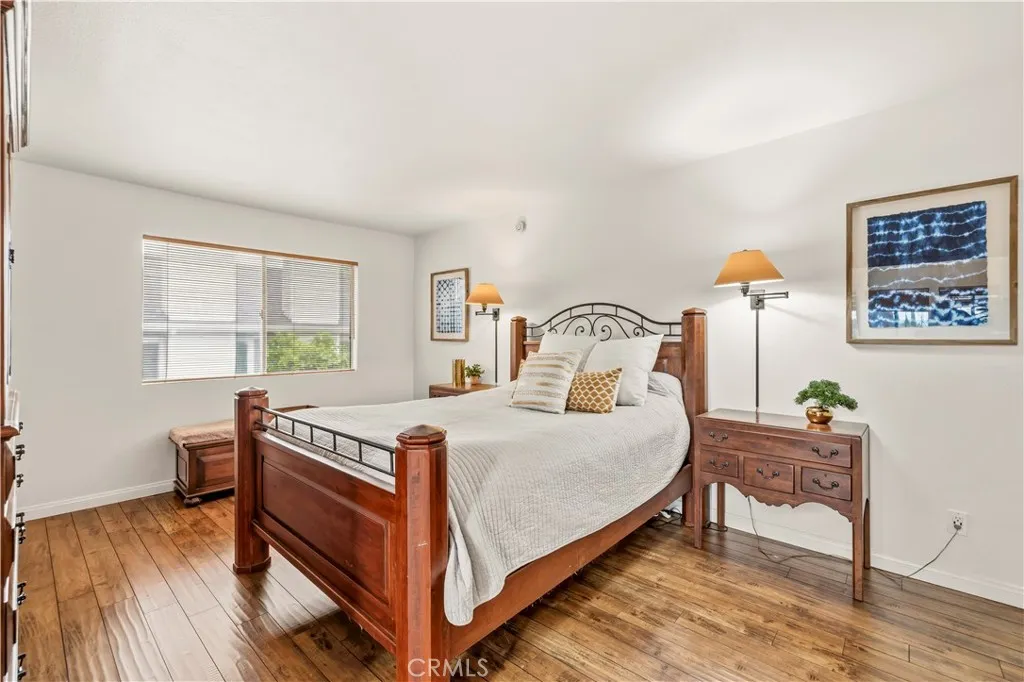Large primary bedroom