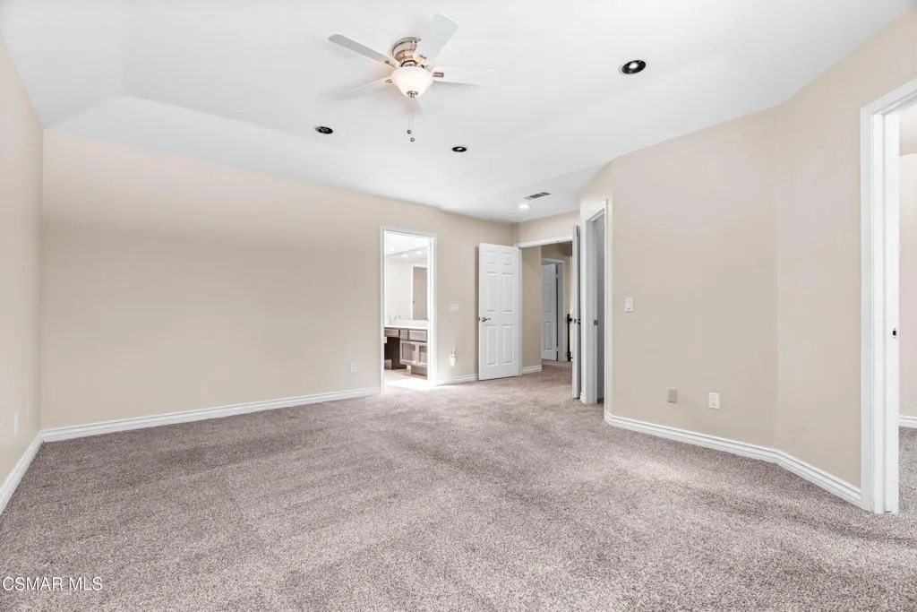 6421 Smoke Tree Ave-PRI 3