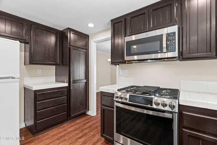 6421 Smoke Tree Ave-Kit 4