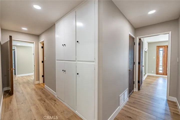 3860 Valley Lights Drive, Pasadena, California 91107