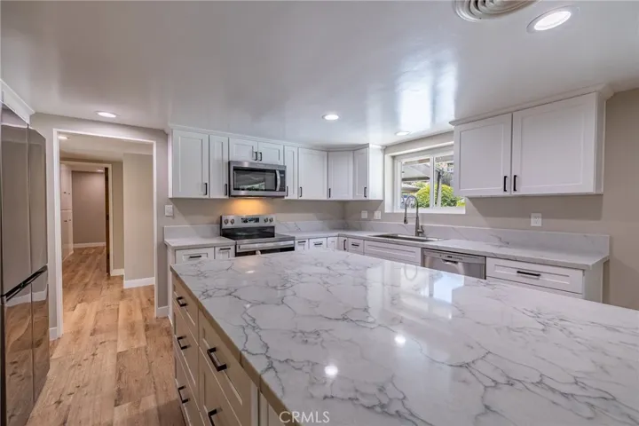 3860 Valley Lights Drive, Pasadena, California 91107