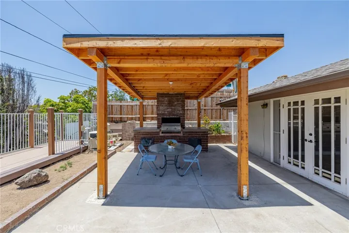 3860 Valley Lights Drive, Pasadena, California 91107