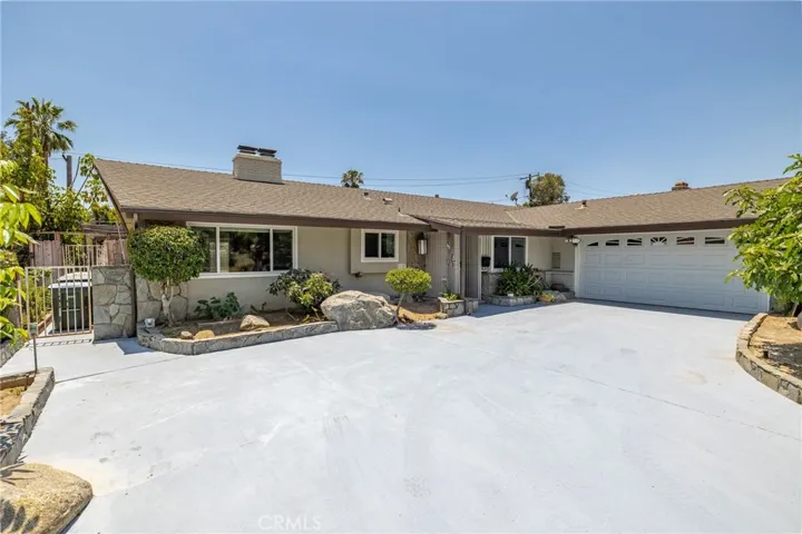 3860 Valley Lights Drive, Pasadena, California 91107