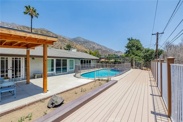 3860 Valley Lights Drive, Pasadena, California 91107