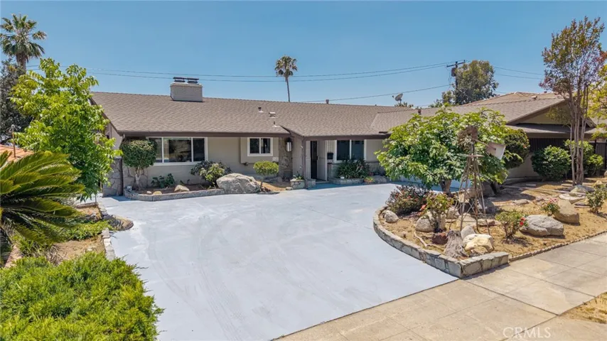 3860 Valley Lights Drive, Pasadena, California 91107