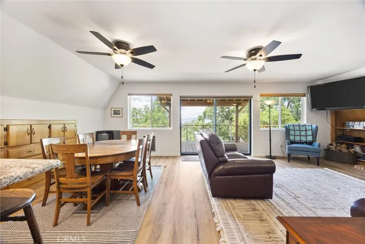 28207 Oaks Rancho, Keene, California 93531