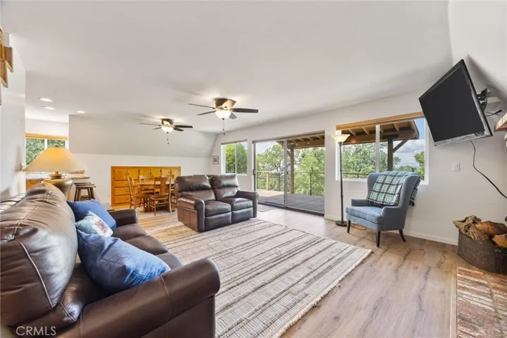28207 Oaks Rancho, Keene, California 93531