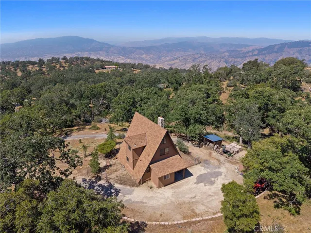 28207 Oaks Rancho, Keene, California 93531