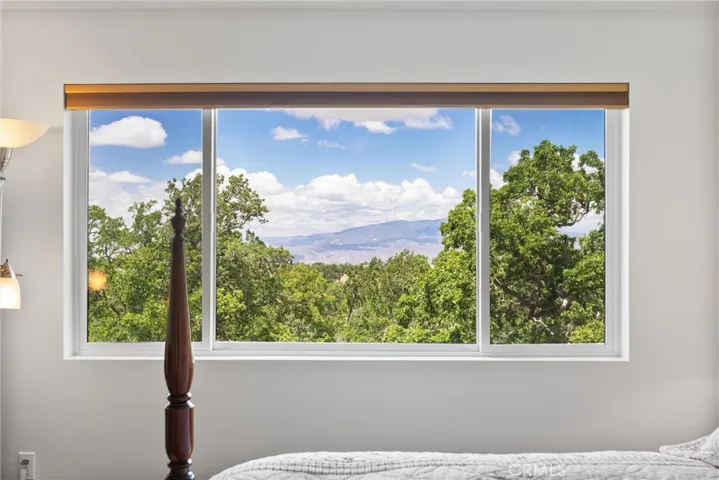 28207 Oaks Rancho, Keene, California 93531