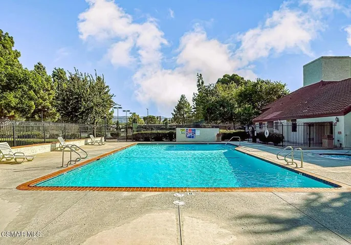 Pool2
