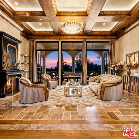 2374 Earls Court, Los Angeles, California 90077