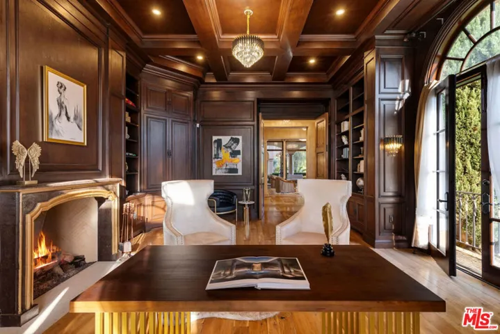 2374 Earls Court, Los Angeles, California 90077