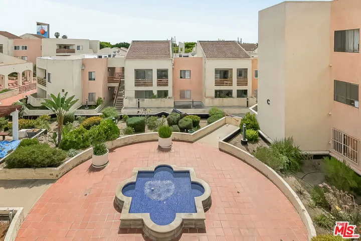 1118 Valencia Street 310, Los Angeles, California 90015