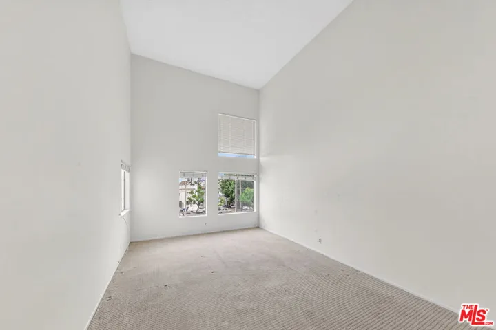 1118 Valencia Street 310, Los Angeles, California 90015