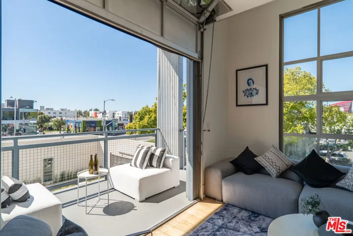 710 N Orlando Avenue 201, West Hollywood, California 90069