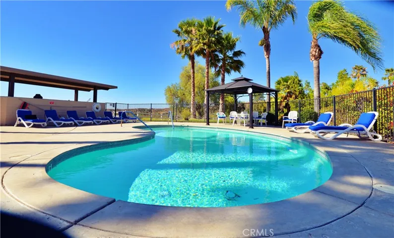 1 of 5 pools/spas