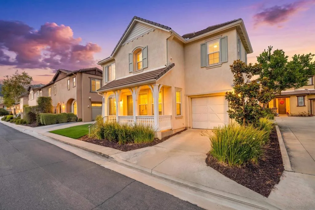 https://zimg.paragon.ice.com/ParagonImages/Property/PA/SDMLS/-521739/2/533/400/41f6fe8a9a9497071586ba964d31438c/3/aba47967502546d157584910b357264b/-521739-80501a32-6184-4cd0-9442-7f543817dcd8.JPG