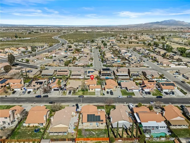 13806 Salado, Victorville, California 92392