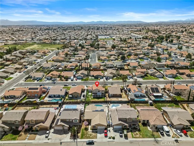 13806 Salado, Victorville, California 92392