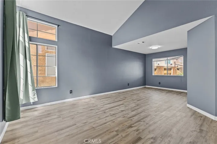 13806 Salado, Victorville, California 92392