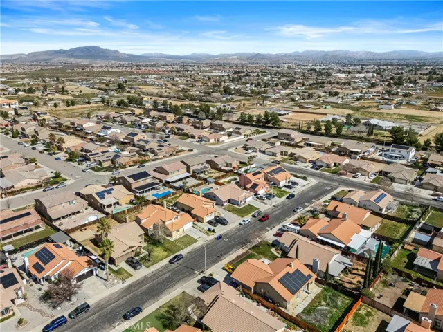 13806 Salado, Victorville, California 92392