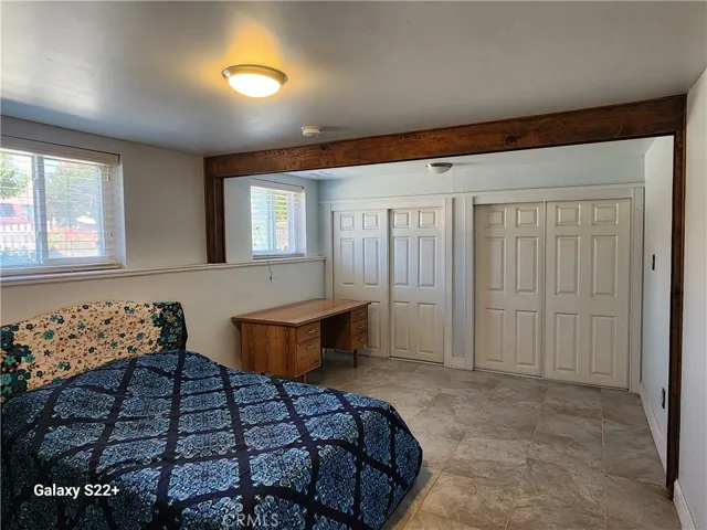 Lower bedroom2