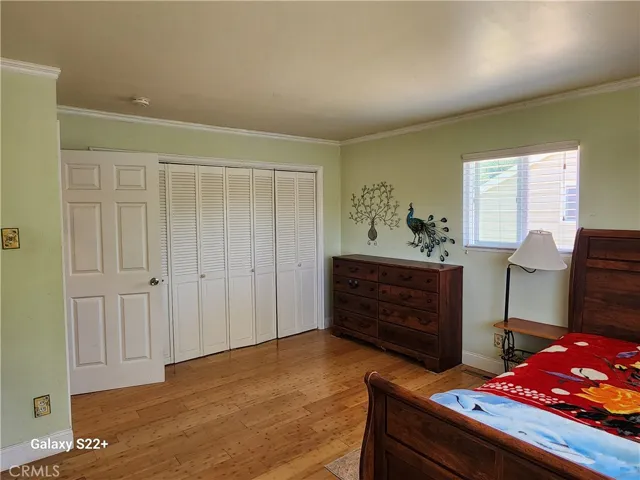 Upper1
 bedroom1