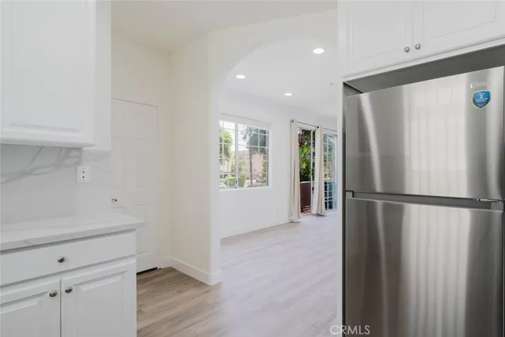 18347 Saticoy Street 26, Reseda, California 91335