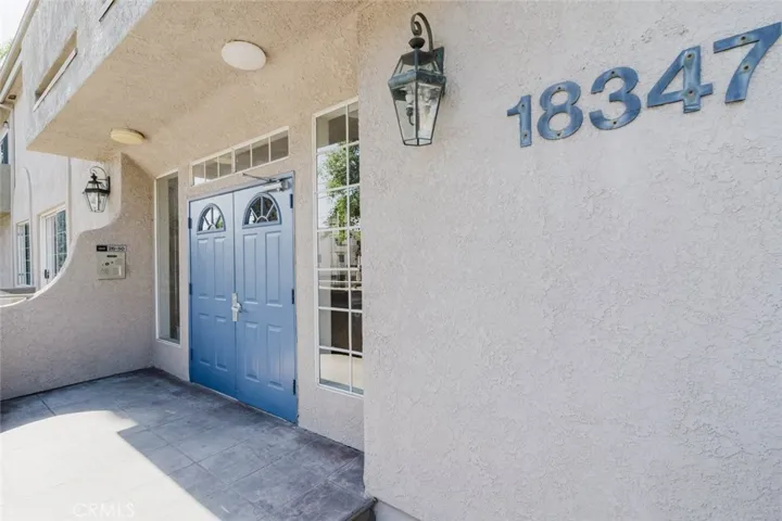18347 Saticoy Street 26, Reseda, California 91335