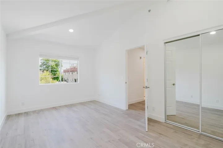 18347 Saticoy Street 26, Reseda, California 91335