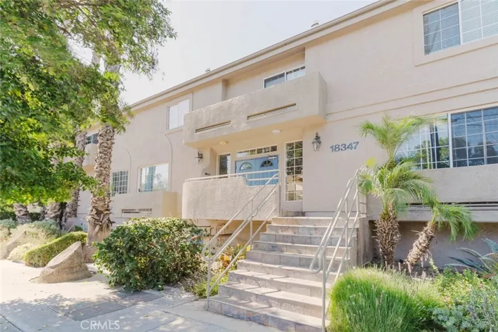18347 Saticoy Street 26, Reseda, California 91335
