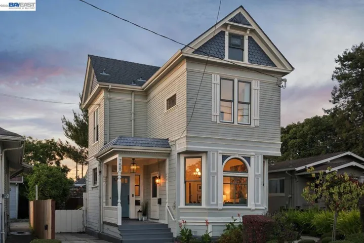 758 Alcatraz Avenue, Oakland, California 94609