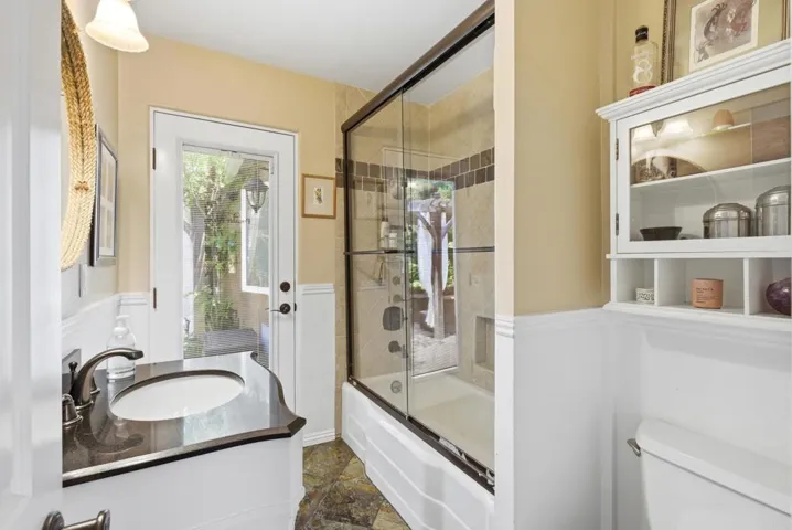 2427 Commonwealth Avenue, San Diego, California 92104