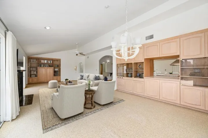 https://zimg.paragon.ice.com/ParagonImages/Property/PP/CR/400113501/6/533/400/2abbe08a63f5d3ddc50283