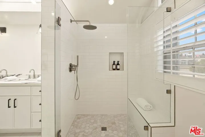 13082 Mindanao Way 54, Marina Del Rey, California 90292