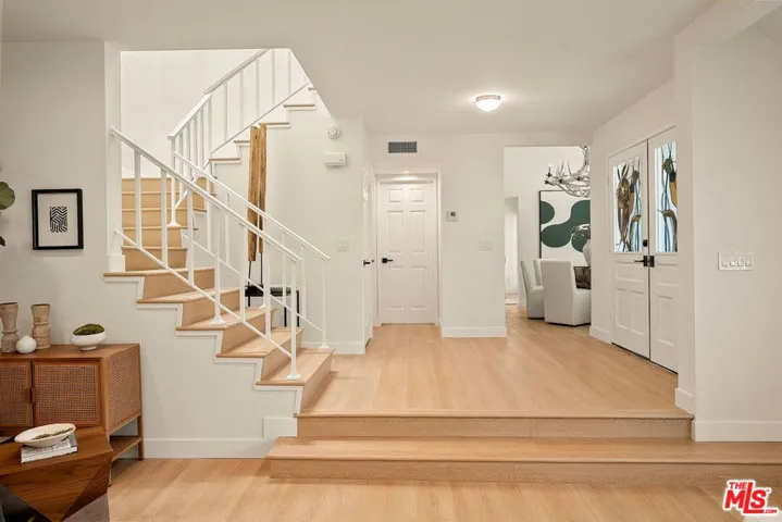 13082 Mindanao Way 54, Marina Del Rey, California 90292