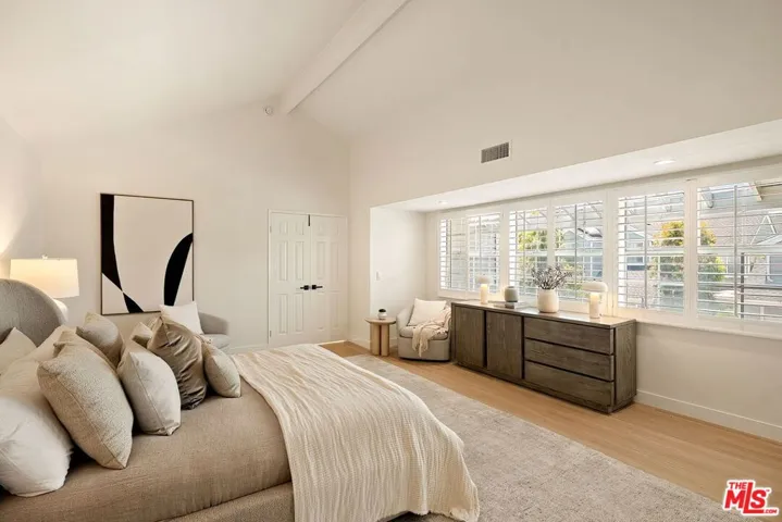 13082 Mindanao Way 54, Marina Del Rey, California 90292