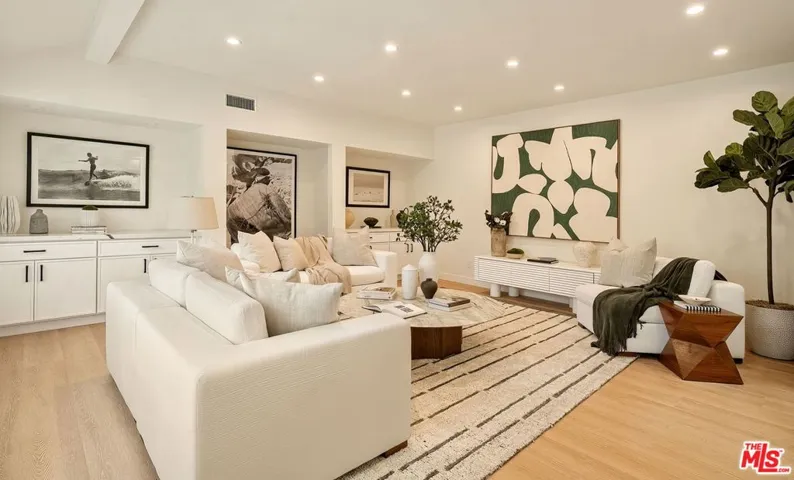 13082 Mindanao Way 54, Marina Del Rey, California 90292
