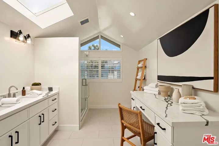13082 Mindanao Way 54, Marina Del Rey, California 90292